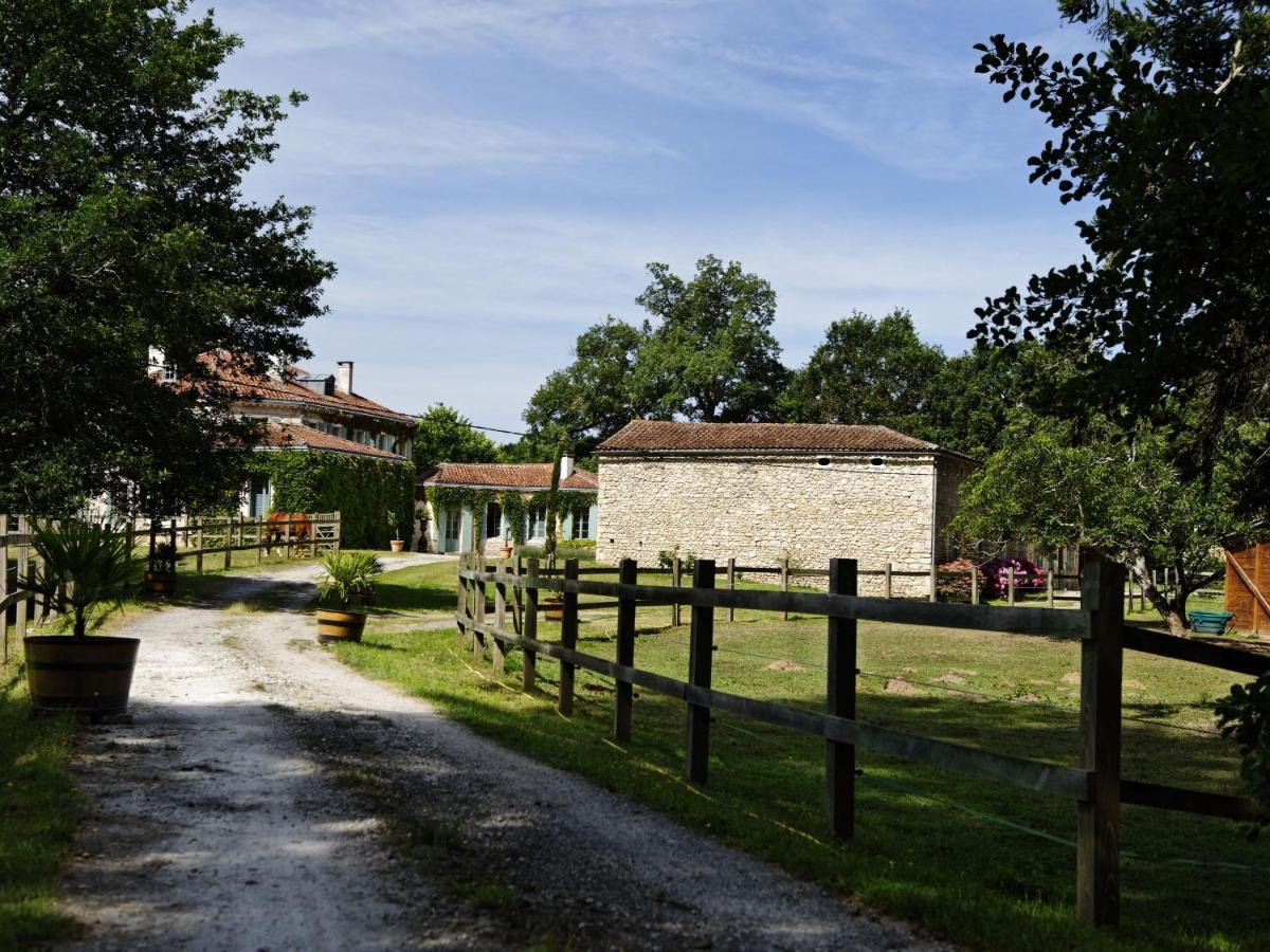 Chateau De L'Isle - Chambres D'Hotes Castelnau-de-Médoc Exterior foto